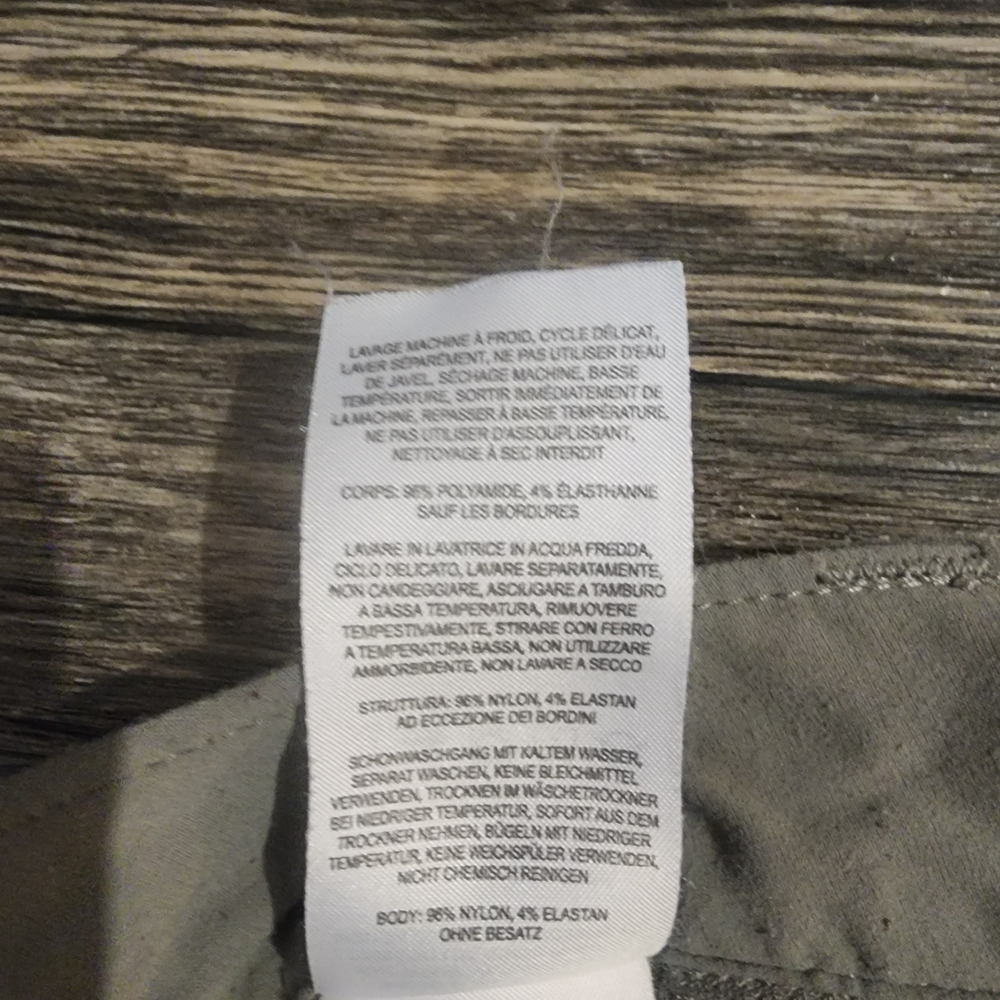 Columbia Women's Gray Shorts - Picture 9 of 11